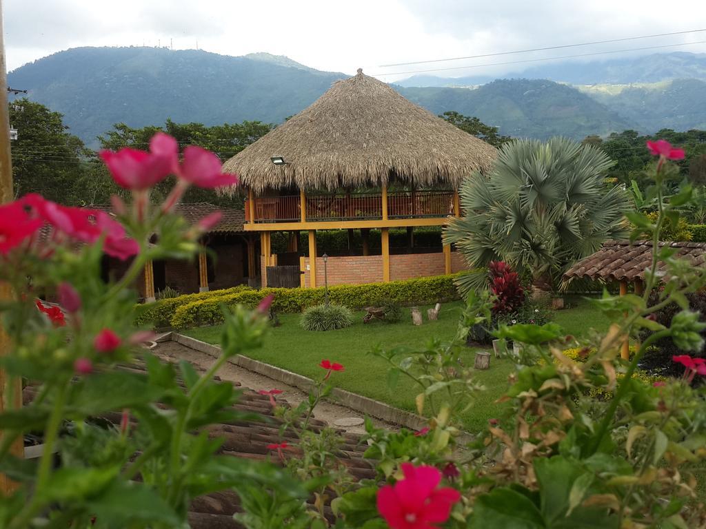 Finca El Diamante Villa Calarcá Buitenkant foto